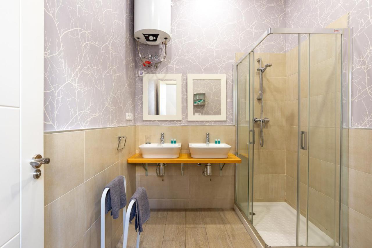 Urbe10 Angel Suites 1 Bedroom Apartment 3C Málaga Eksteriør bilde